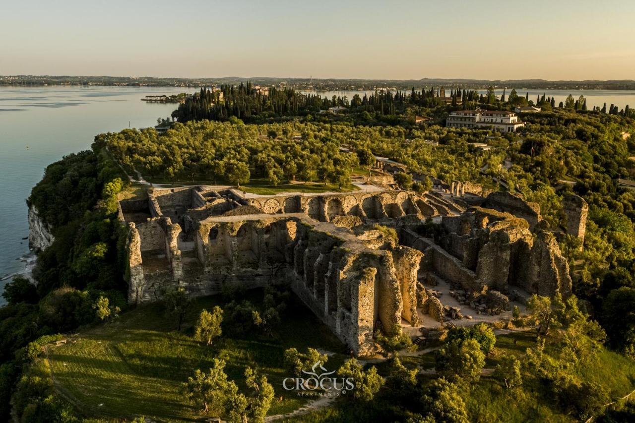 Crocus Apartments Sirmione Buitenkant foto