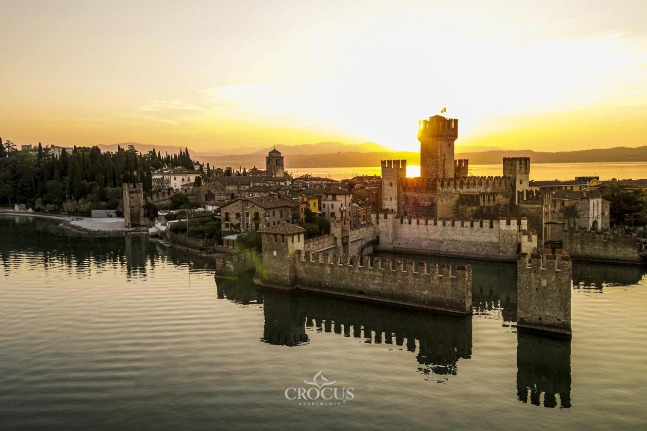 Crocus Apartments Sirmione Buitenkant foto