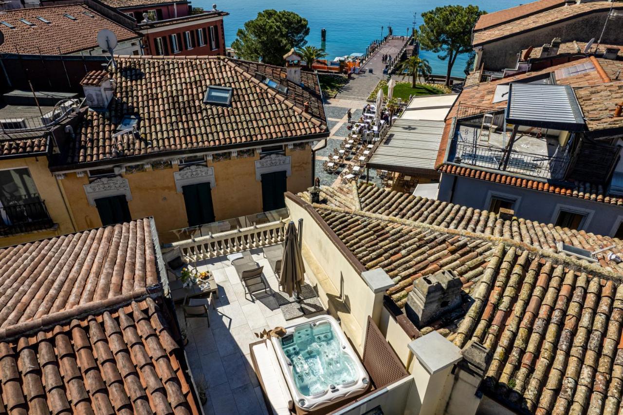 Crocus Apartments Sirmione Buitenkant foto